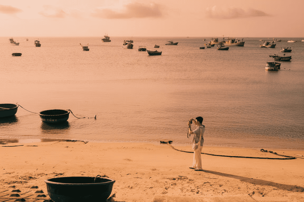 Đón bình minh thơ mộng tại làng chài Nhơn Lý, trải nghiệm sống chậm như ngư dân